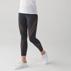 Lululemon Mesh Stripe Leggings Sz 4 - Black